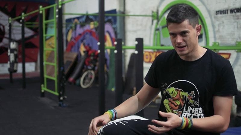 r-evolution-school-escuela-de-parkour-en valencia-entrevista-alex-segura