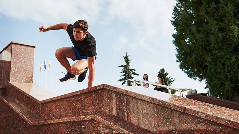 r-evolution-school-imagen-blog-peligroso-parkour r-evolution-school-imagen-blog-peligroso-parkour